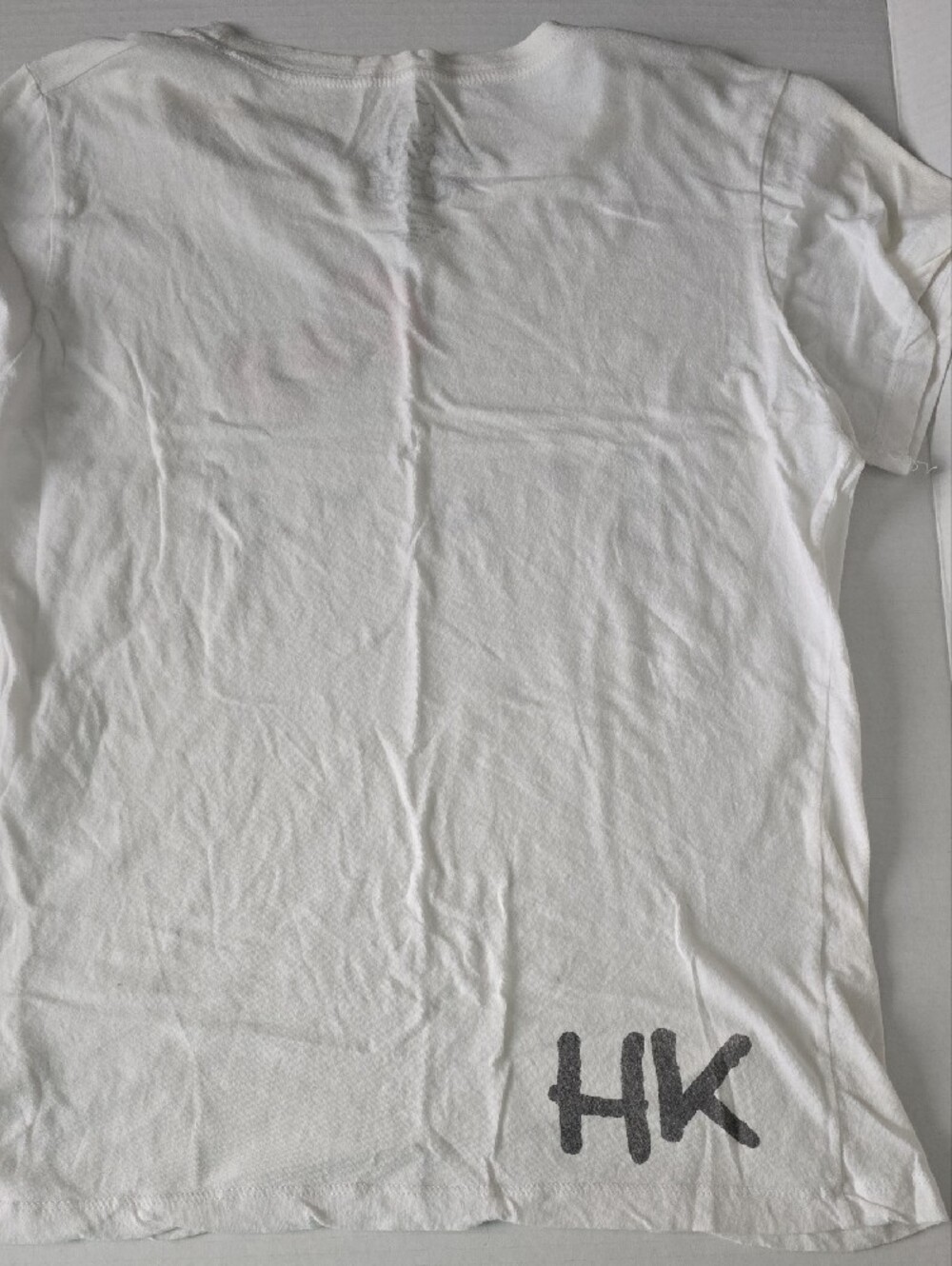 Vintage 2008 Hello Kitty by DOE Winking Big Face Graphic T-Shirt White - Picture 3 of 3